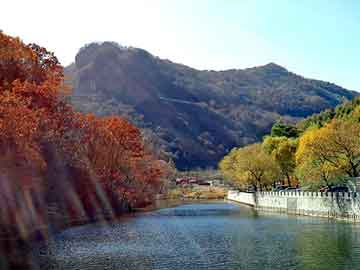 真抓实干，为中国式现代化建设贡献力量——习近平总书记在福建考察时的重要讲话激励广大干部群众奋勇争先、开拓创新